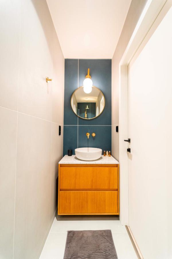 Atypique Loft Mons City Center Bagian luar foto